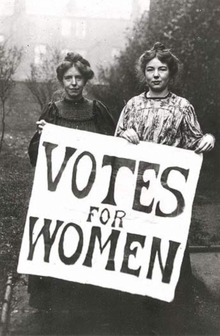 Suffragettes anglaises 1908 © Wikipedia